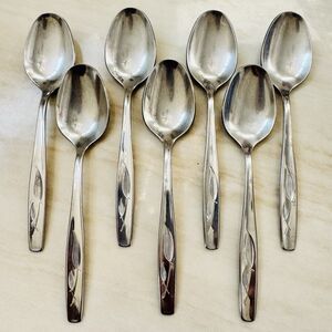 7pc INTERNATIONAL Whispering Leaves-Autumn Leaf Stainless Teaspoons 5 5/8”